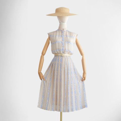 Dress 8.jpg