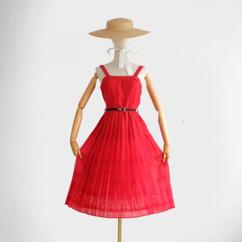 dress1.jpg