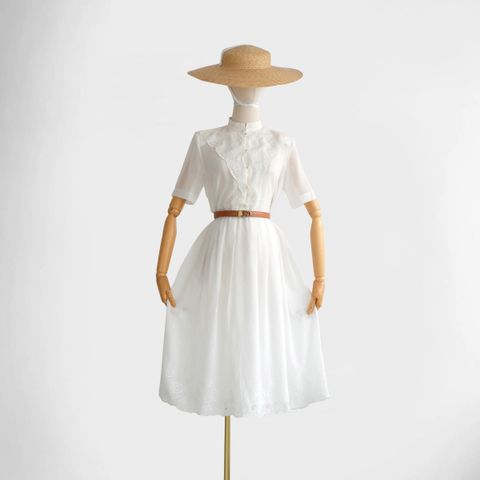 dress 16