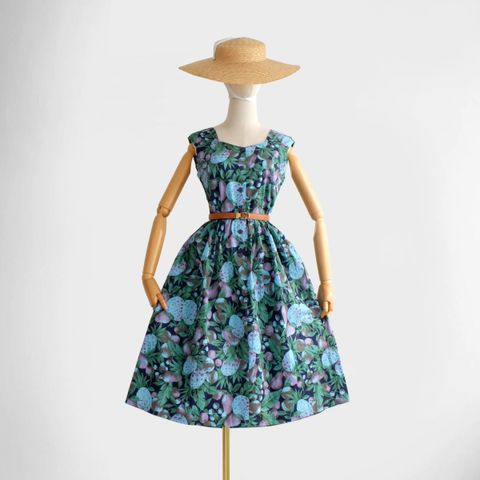 dress 4