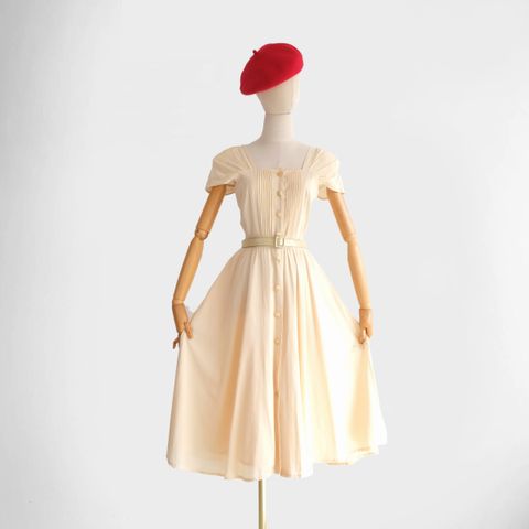 dress 10