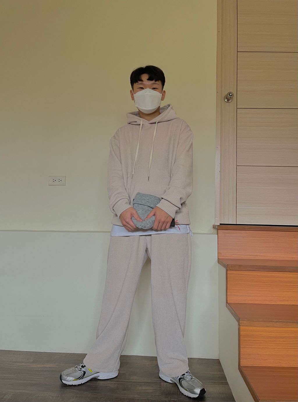 OPPAKOREA 柔軟粗條燈芯絨帽T(3色) (可搭配套裝)