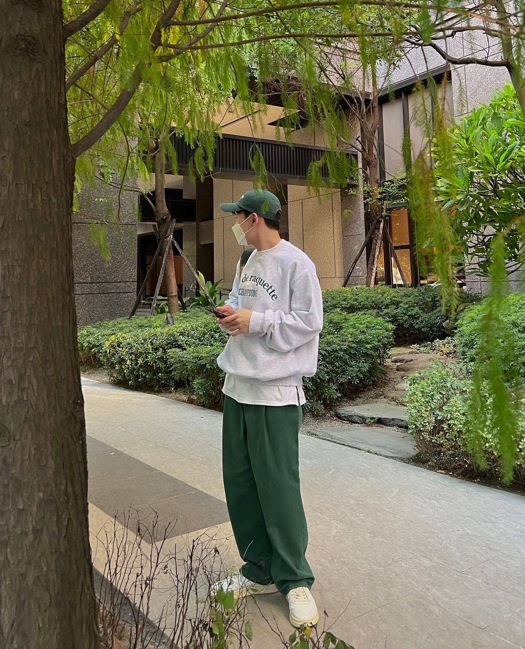 OPPAKOREA 大打褶深綠牛仔寬褲