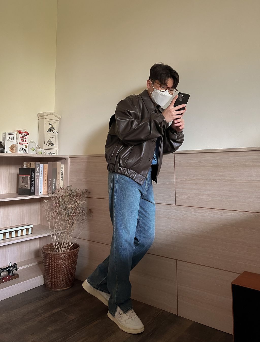 OPPAKOREA 隱藏鈕扣短版皮革外套 (2色)