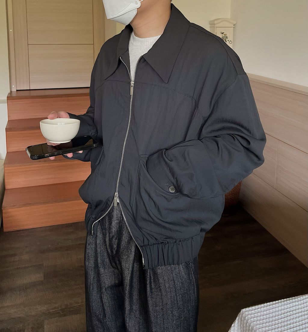 OPPAKOREA 微光澤口袋短版縮口外套 (2色)