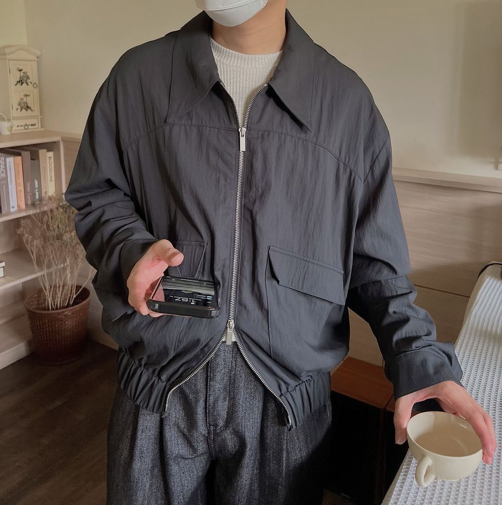 OPPAKOREA 微光澤口袋短版縮口外套 (2色)