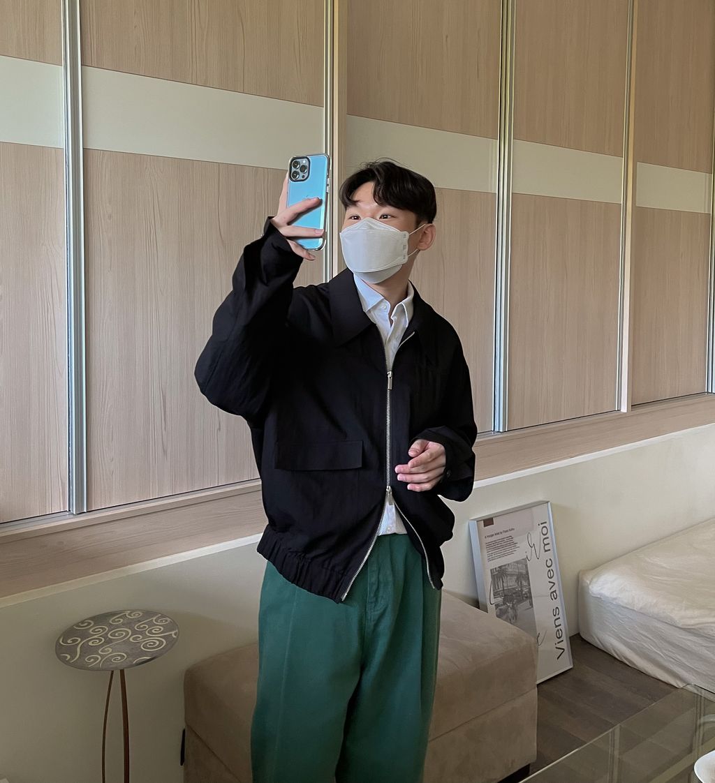 OPPAKOREA 微光澤口袋短版縮口外套 (2色)