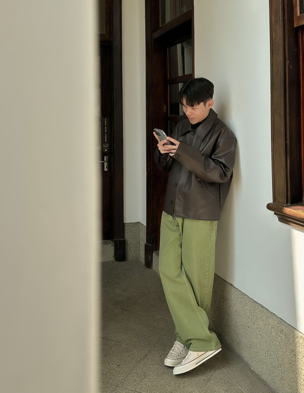 OPPAKOREA 弧形隱藏鈕扣皮革外套 (2色)