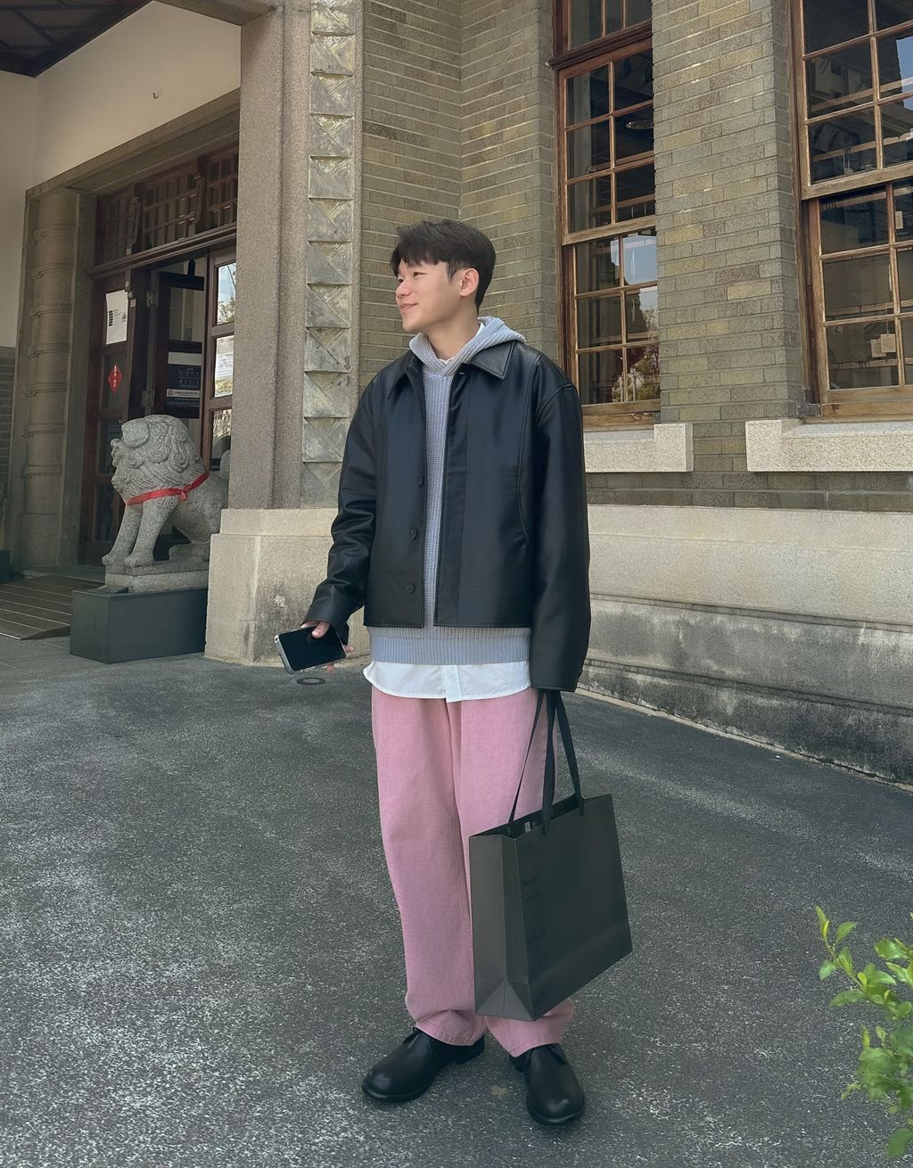 OPPAKOREA 弧形隱藏鈕扣皮革外套 (2色)