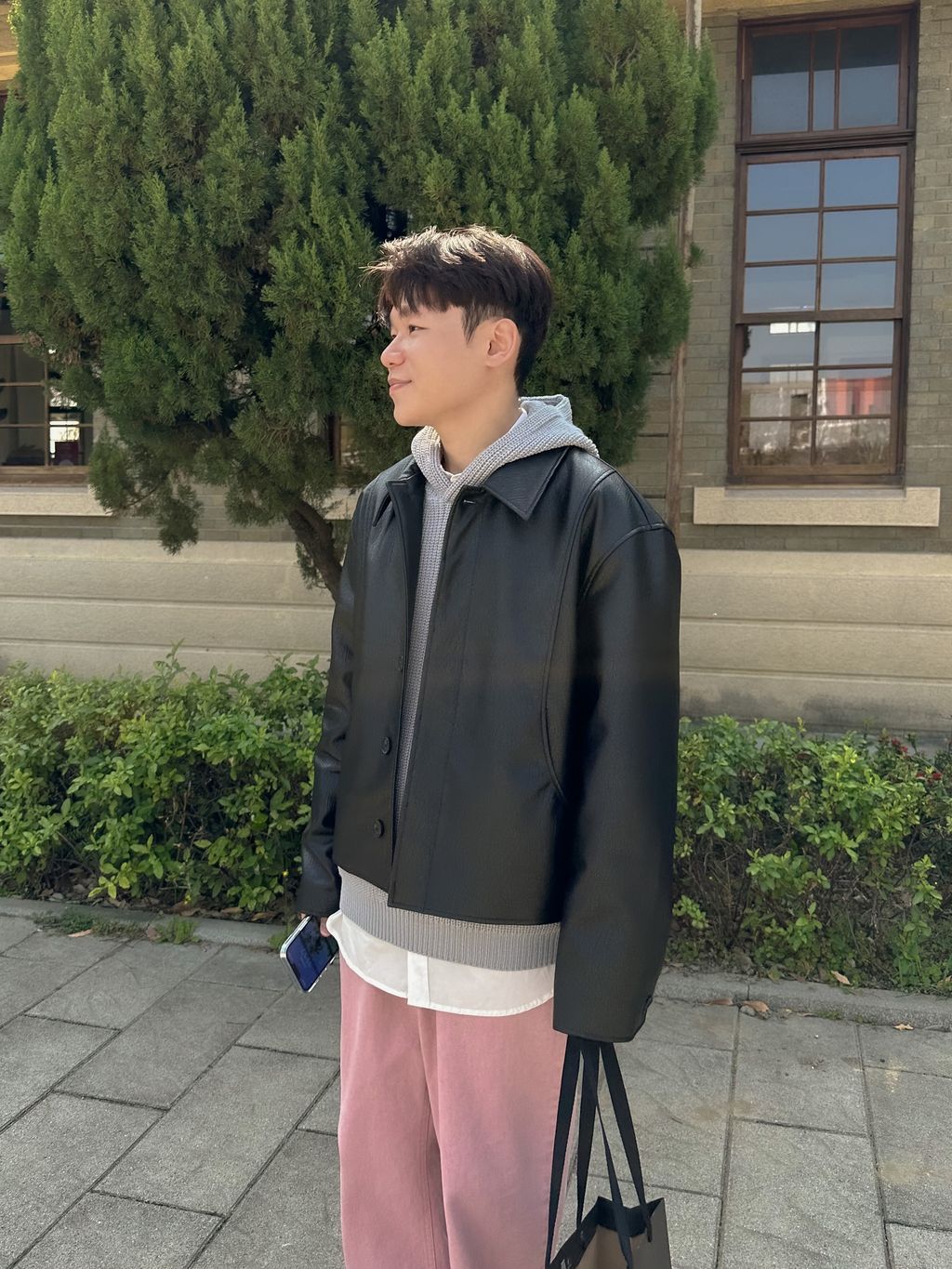 OPPAKOREA 弧形隱藏鈕扣皮革外套 (2色)
