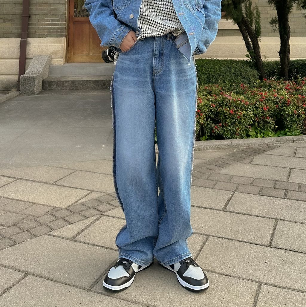OPPAKOREA 不收邊水洗牛仔寬褲 (推薦單品!!!) (可搭配套裝)
