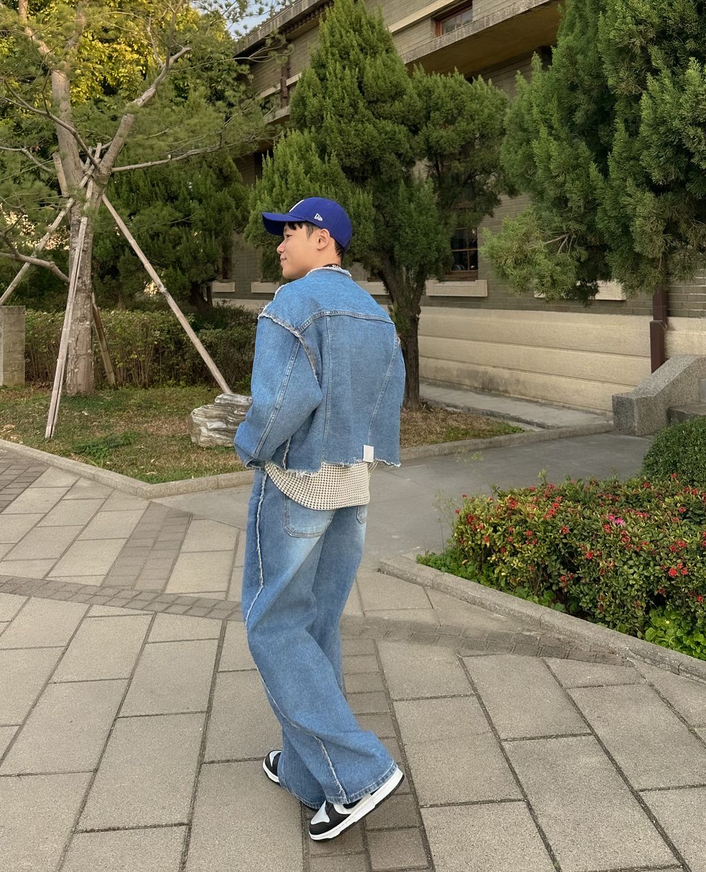 OPPAKOREA 不收邊水洗牛仔寬褲 (推薦單品!!!) (可搭配套裝)