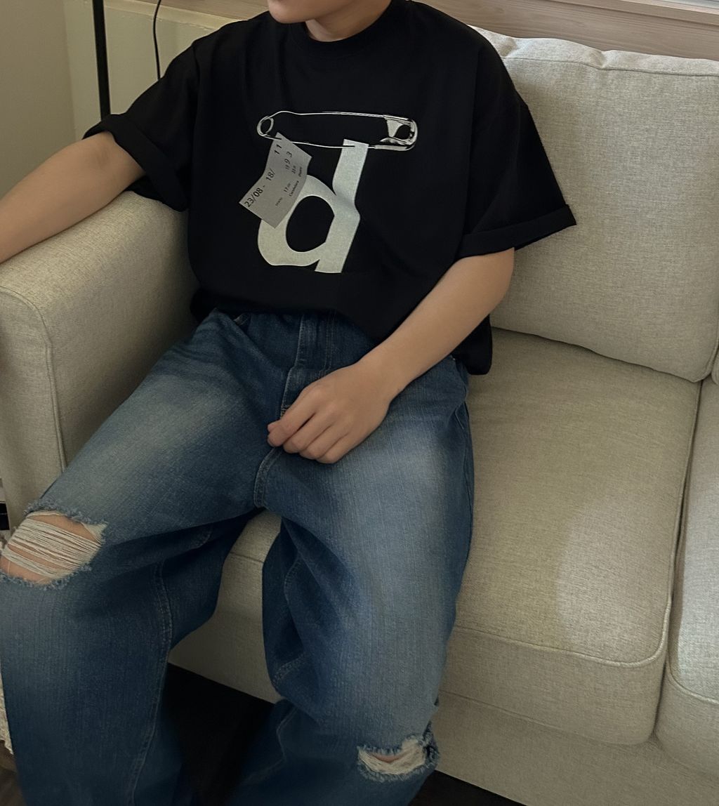OPPAKOREA 字母別針短T (2色)