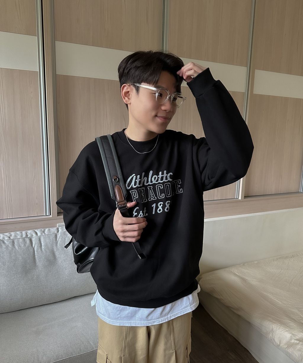 OPPAKOREA Athlettc 英字刺繡衛衣 (2色)