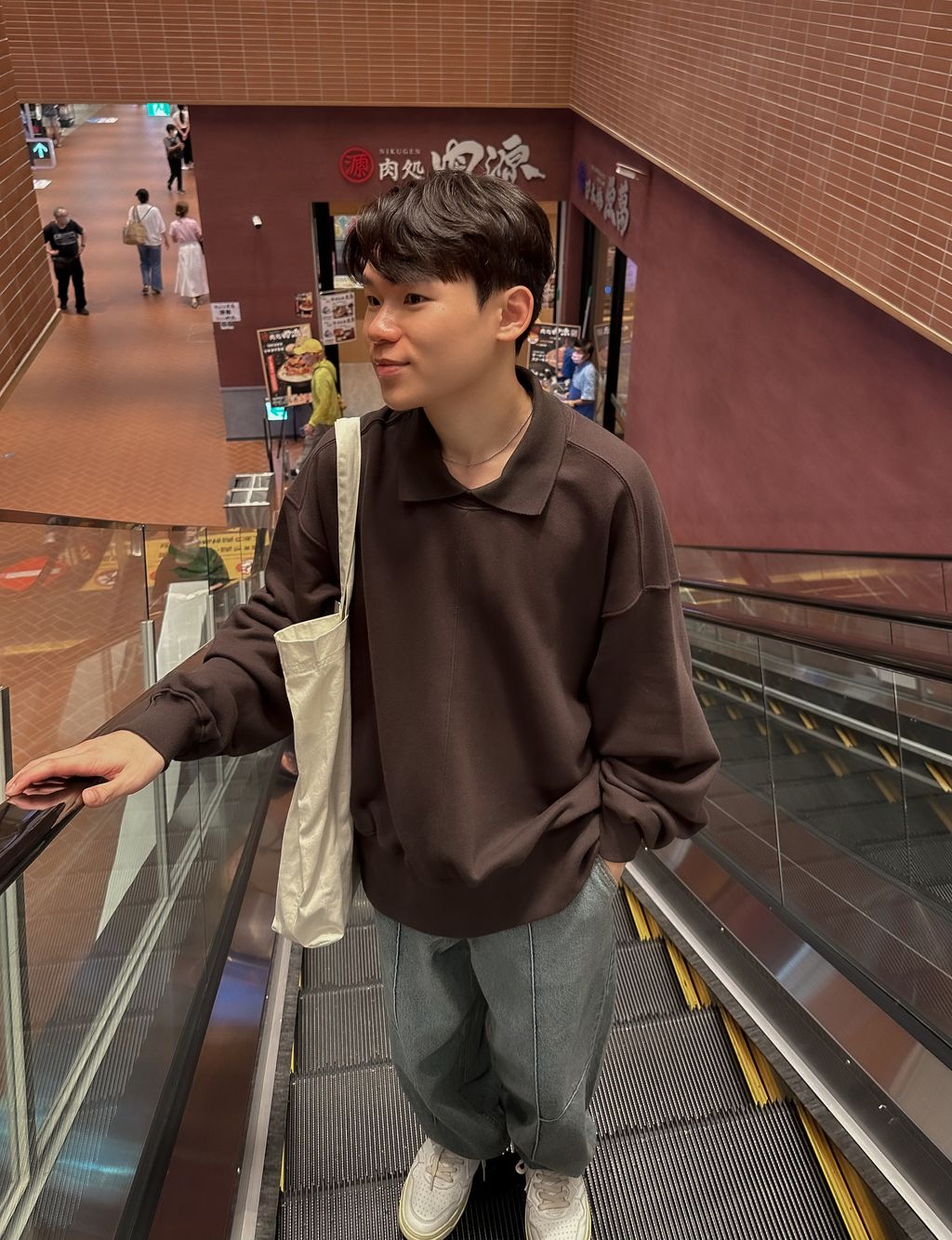OPPAKOREA 拼接剪裁翻領厚磅衛衣 (2色)