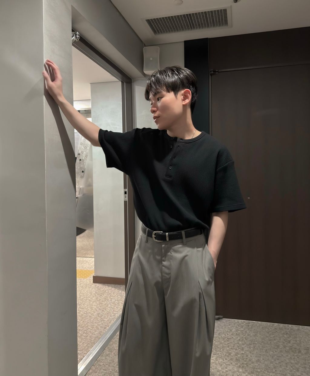OPPAKOREA 交錯打褶條紋西裝寬褲 (2色) (推薦單品!!!)