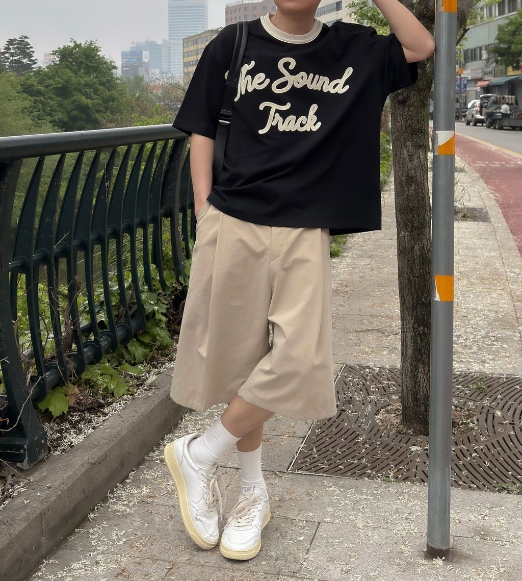 OPPAKOREA Track 鍊式英字刺繡短T (2色)