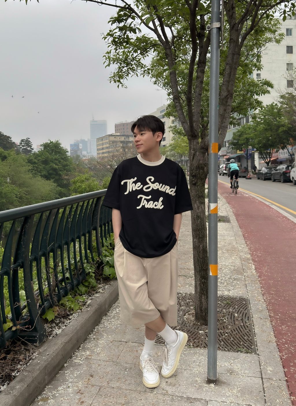 OPPAKOREA Track 鍊式英字刺繡短T (2色)