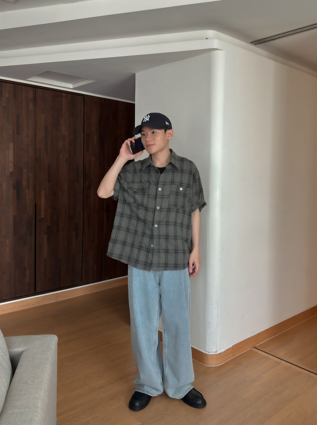 OPPAKOREA 打褶側邊弧線牛仔寬褲