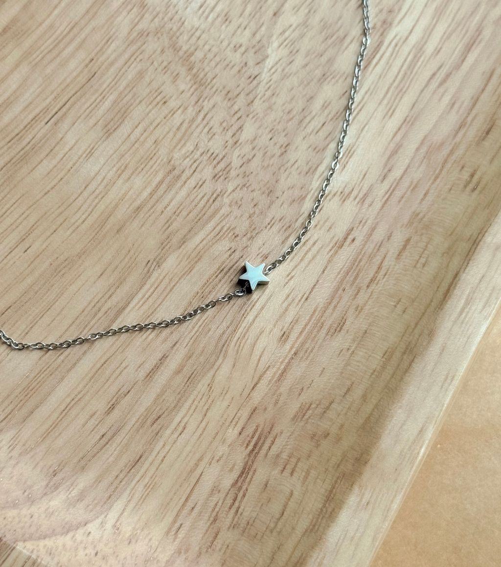 OPPAKOREA Mini star surgical steel necklace