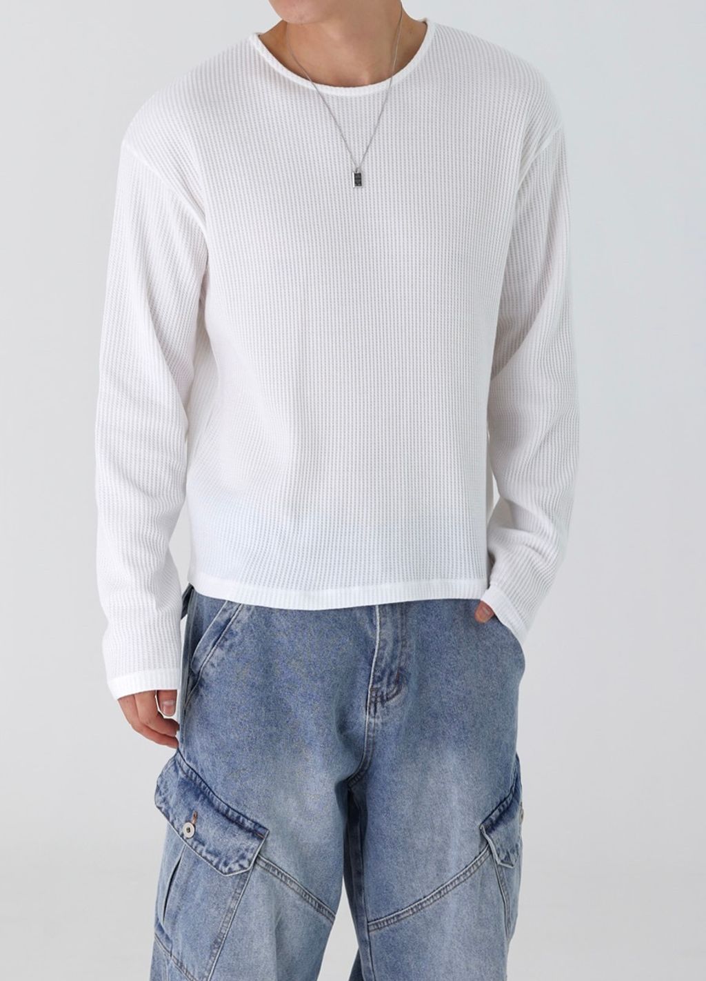 누티지_크롭-와플-머슬-긴팔티_화이트 2