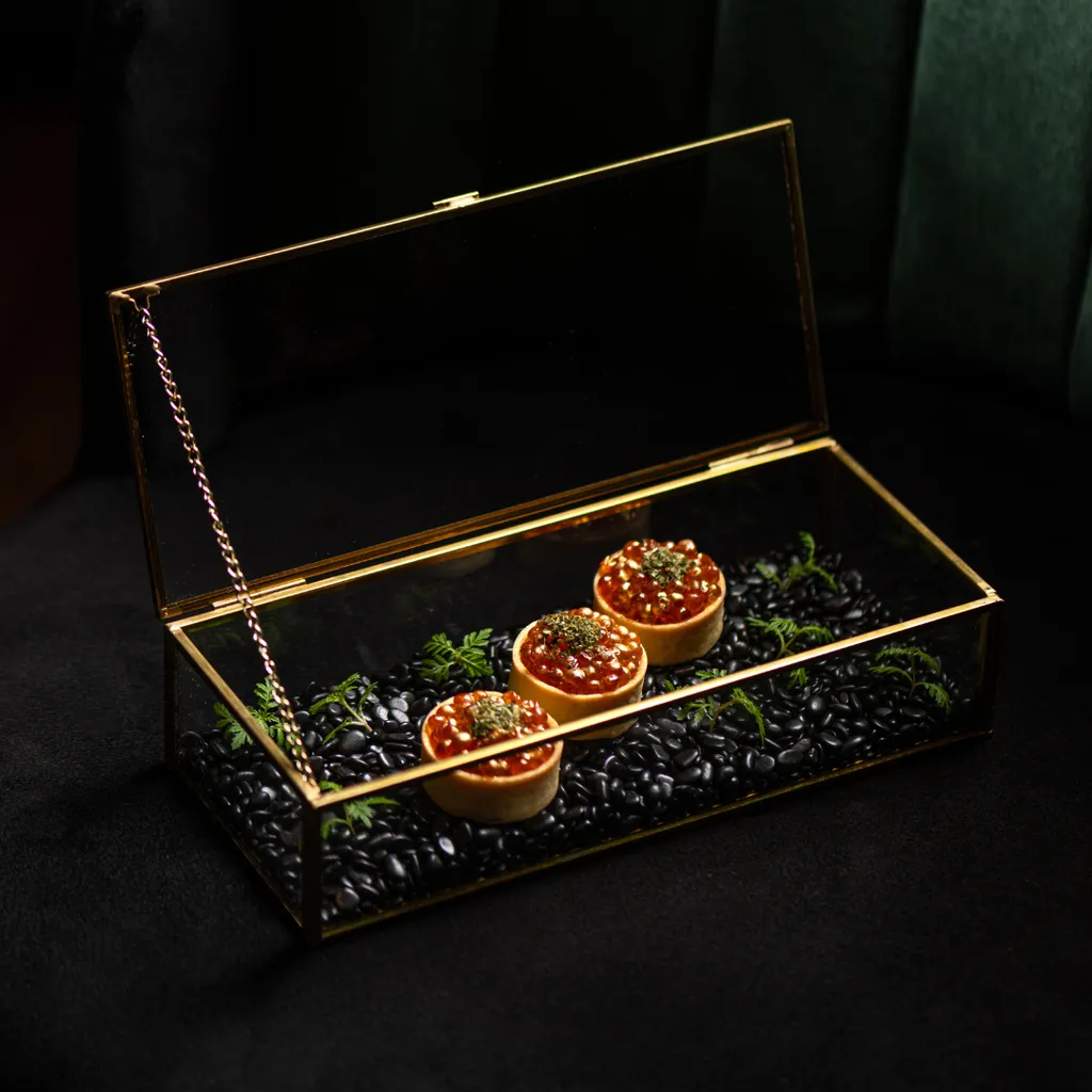 Elegant Fine Food Smoked Maguro Ikura Tartelette