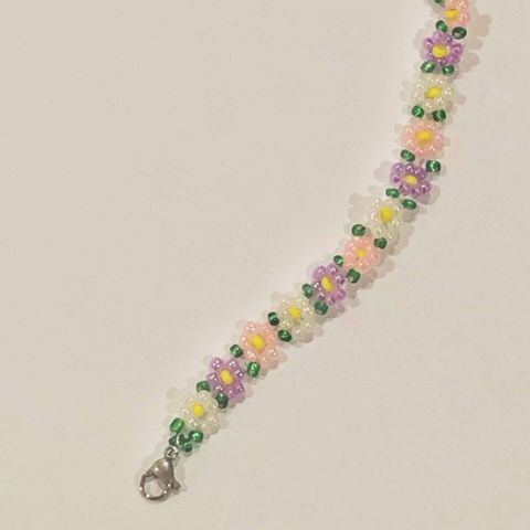 clasp daisy garden.jpg