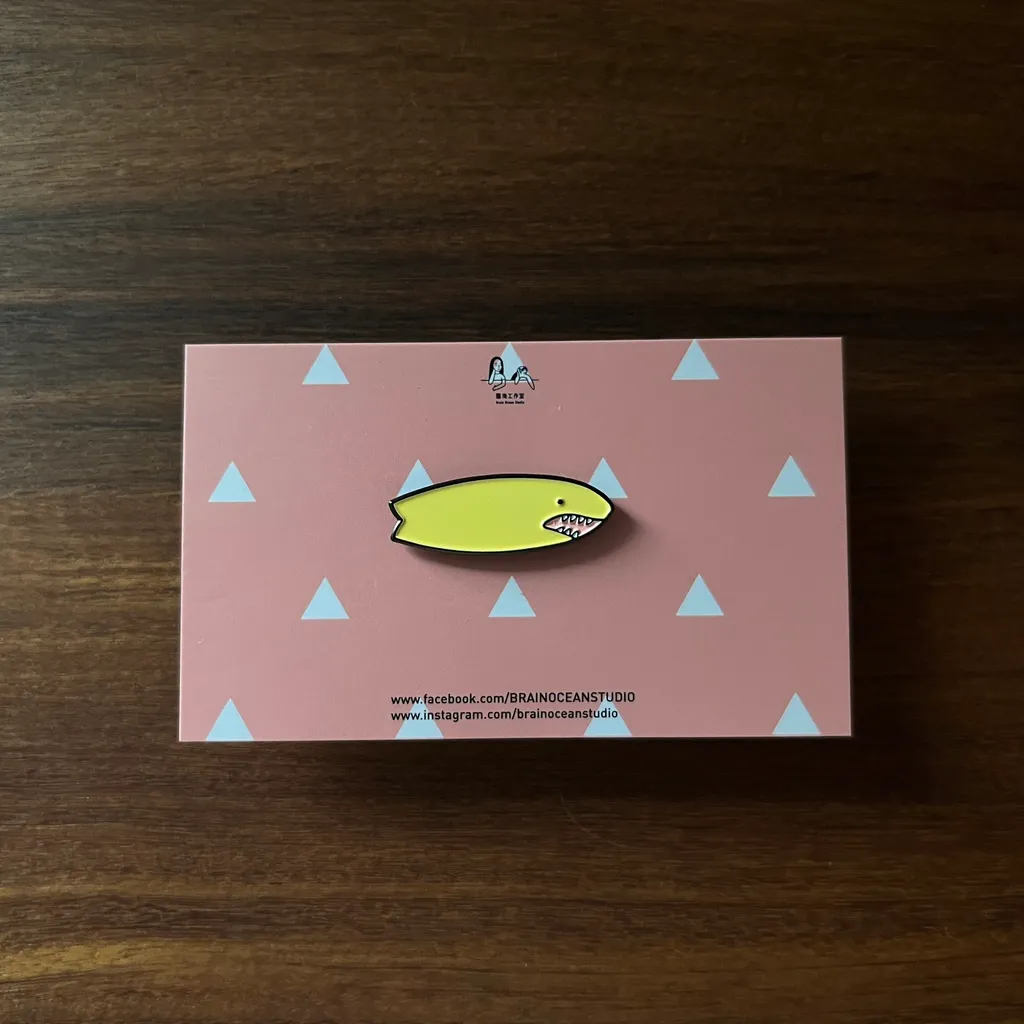 badge-sharksurfing