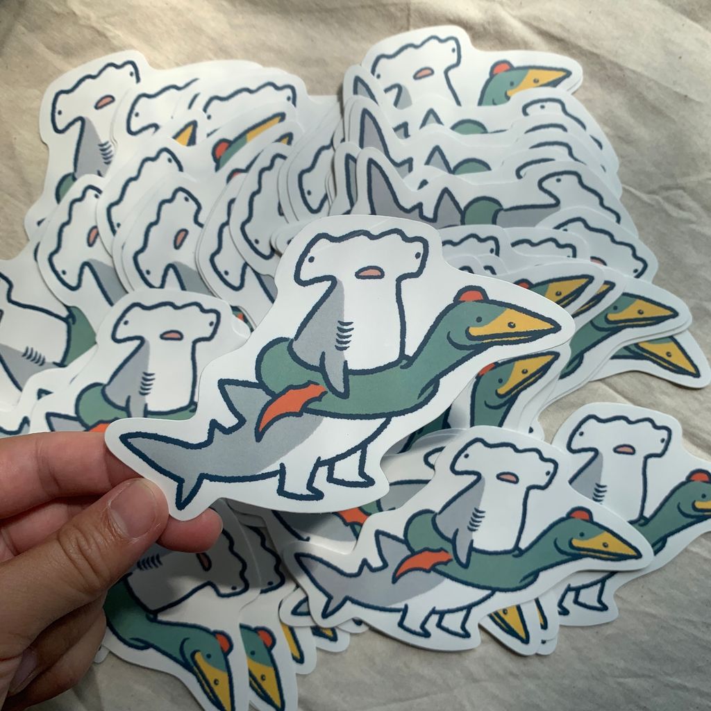 sticker-hammerheadsharkswimring