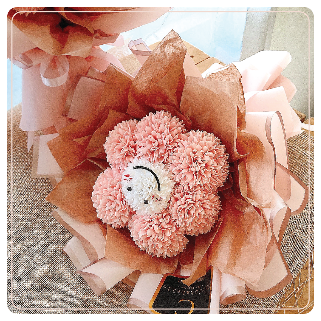 Smiley Face Soap Flower Bouquet_RM145.png