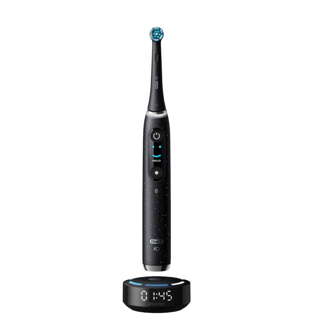 io10 black