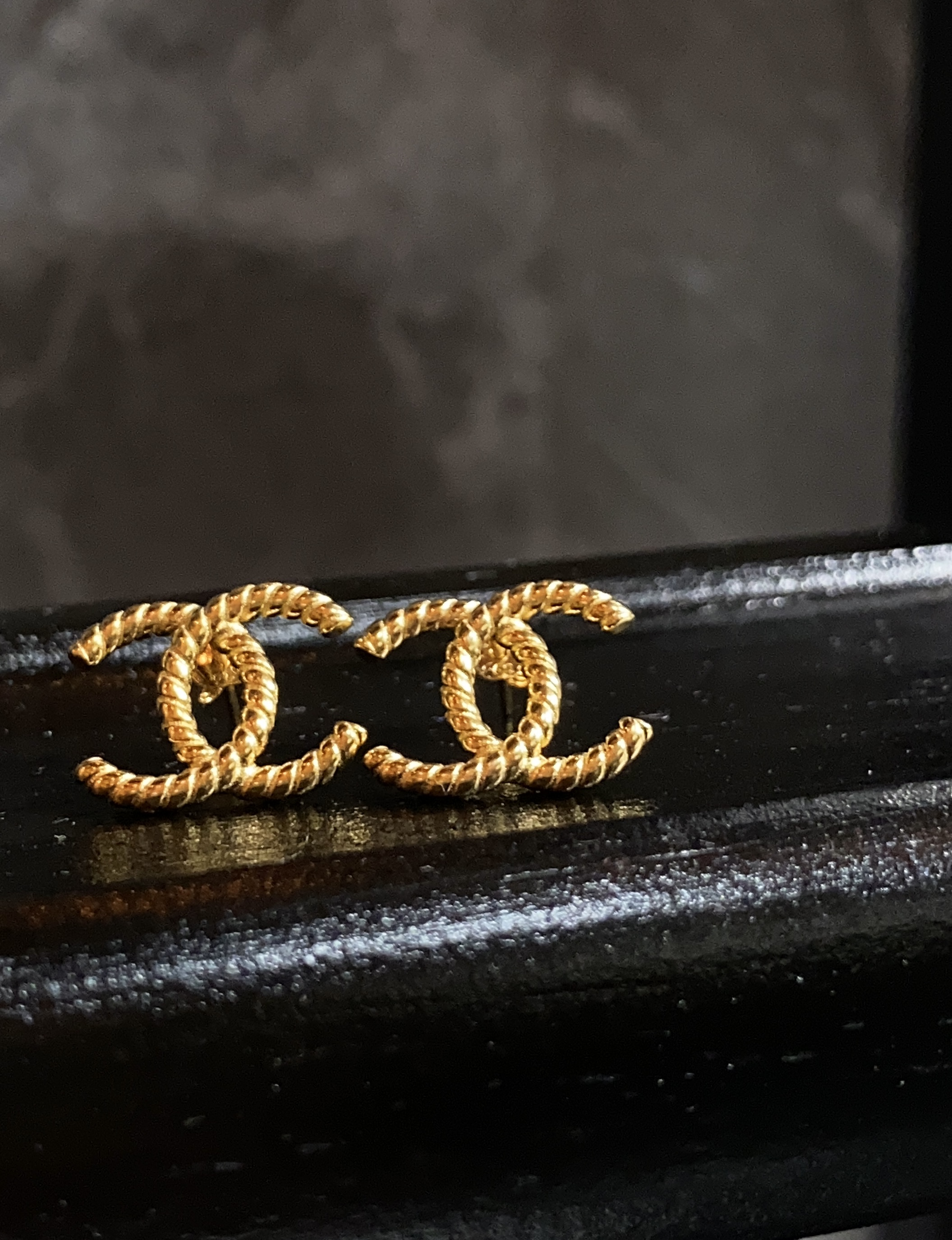 9CBBB847-15C4-4FBC-971B-A9A955A096B6