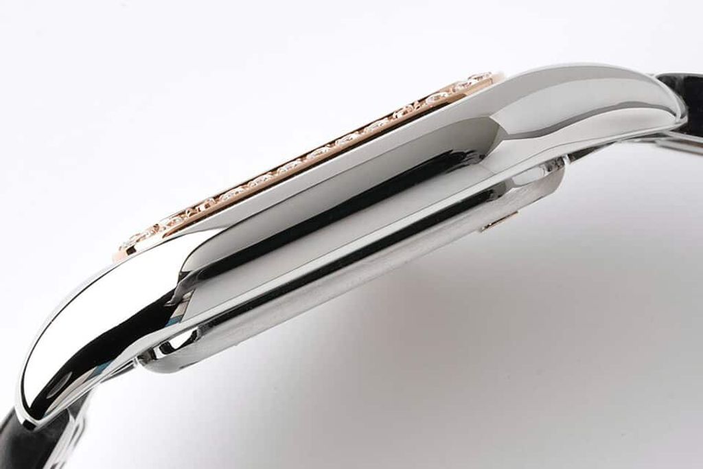 A60AEC4D-6179-440E-BBEC-7BB23BEF971D