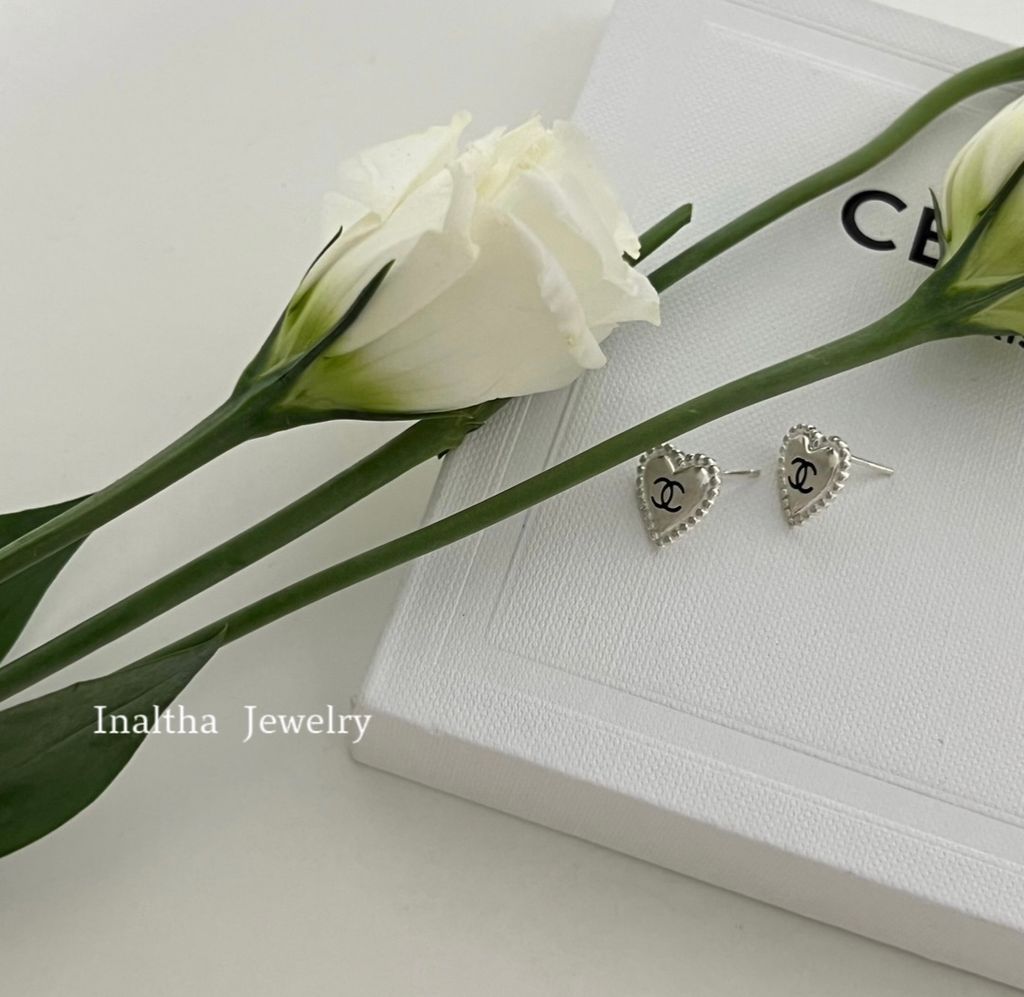 F94C499B-04EB-4947-94D8-B9439AB9F65C