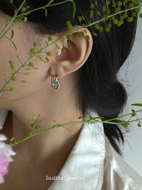 744A854B-D5B9-4047-8C00-365BA50DDD8C
