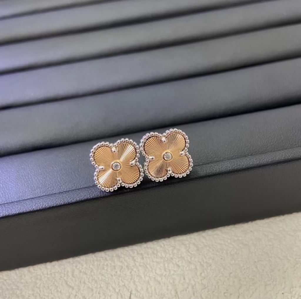 55EA4389-1249-4206-9A78-788917DA2F79