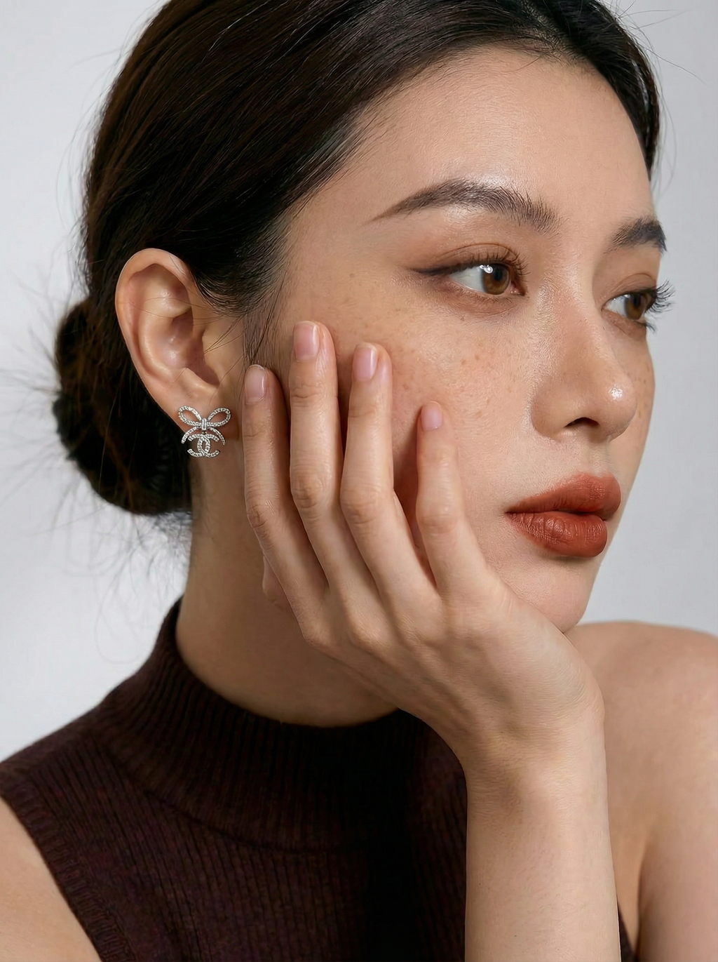 姿势2-看右边-小耳环