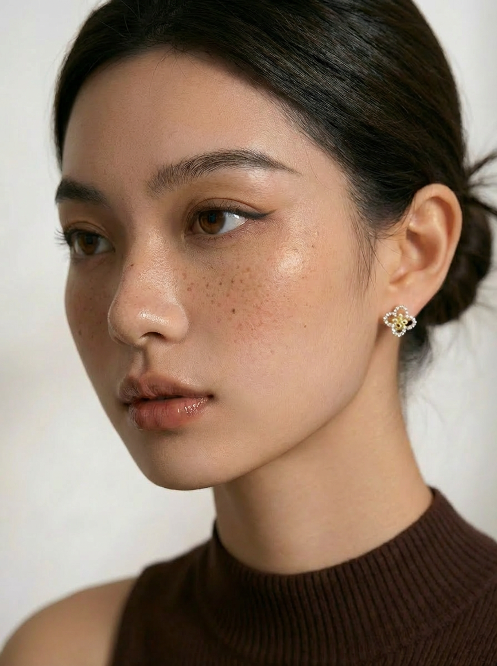 图1-看向左侧45度角特写