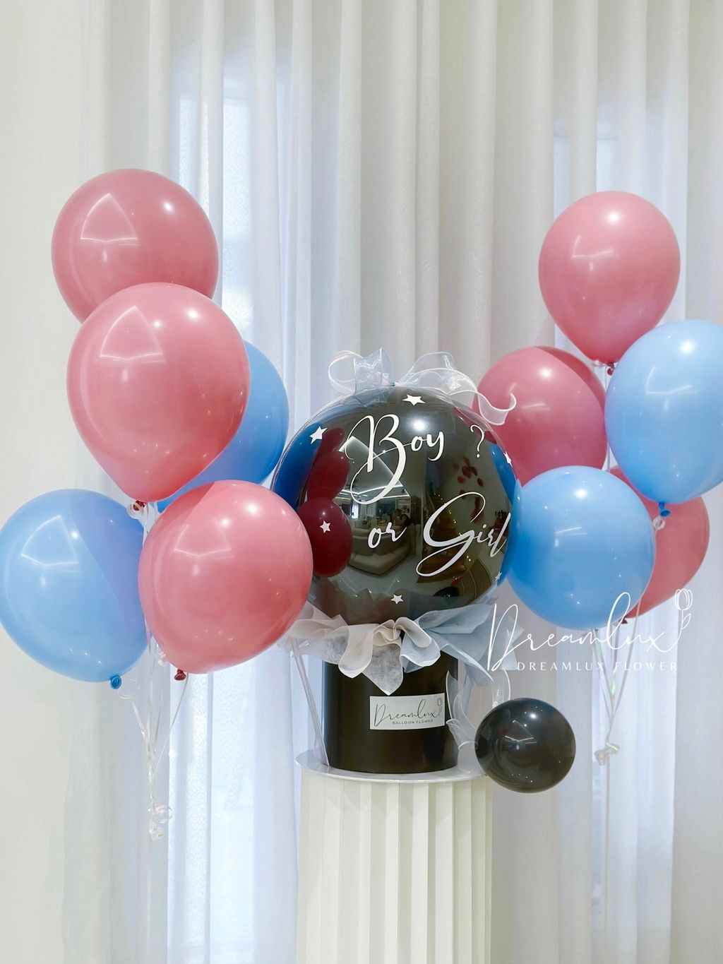 Copy of  Dreamlux flower (Logo)