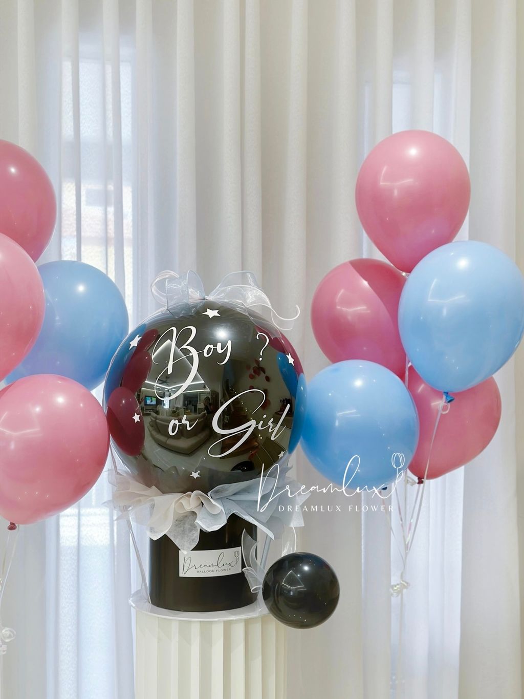 Copy of  Dreamlux flower (Logo)