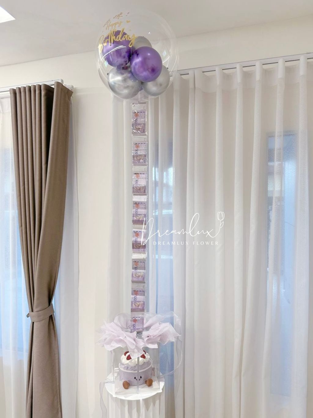 Copy of  Dreamlux flower (Logo)