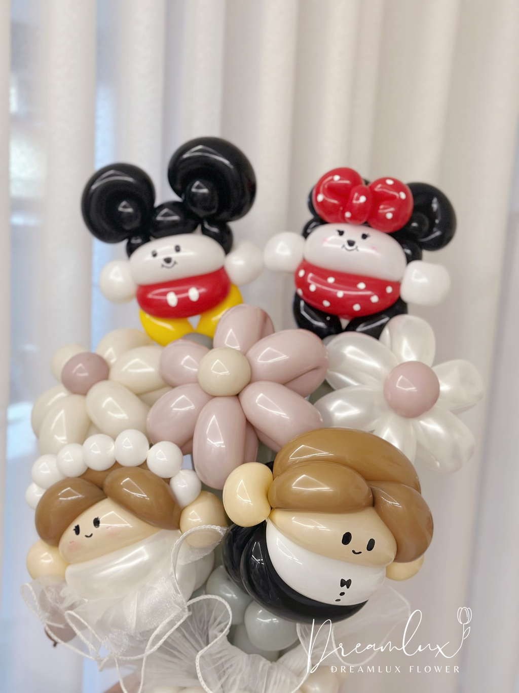 Copy of  Dreamlux flower (Logo)