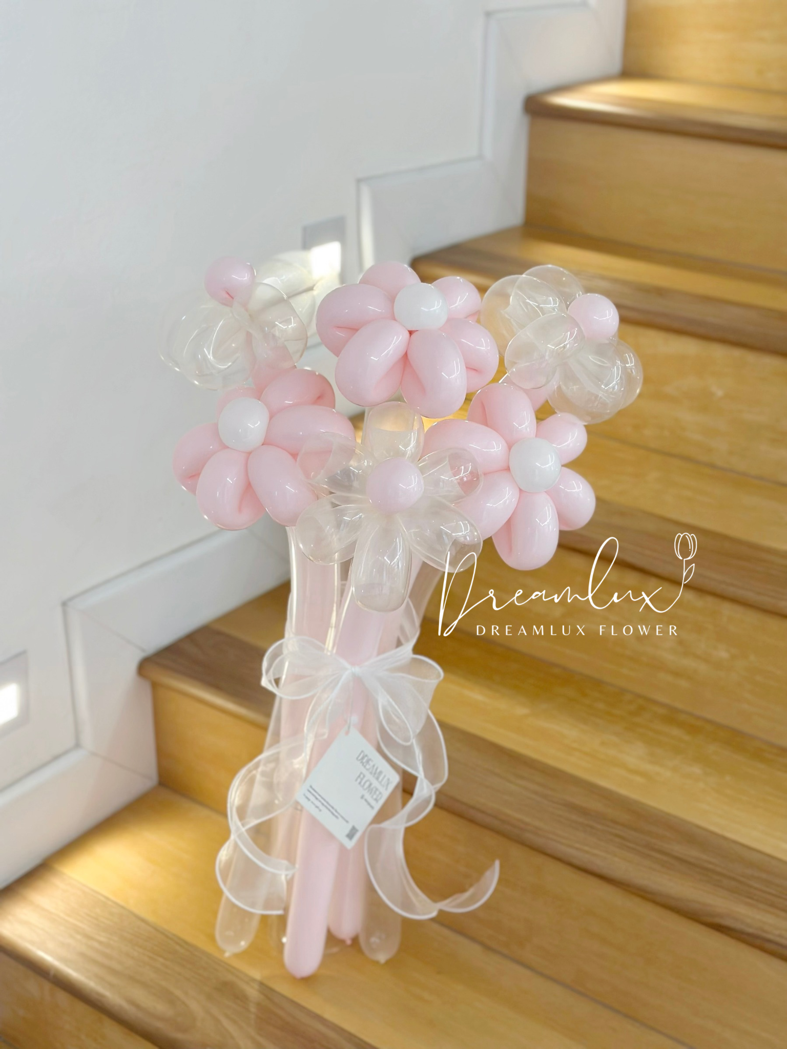 Copy of  Dreamlux flower (Logo)