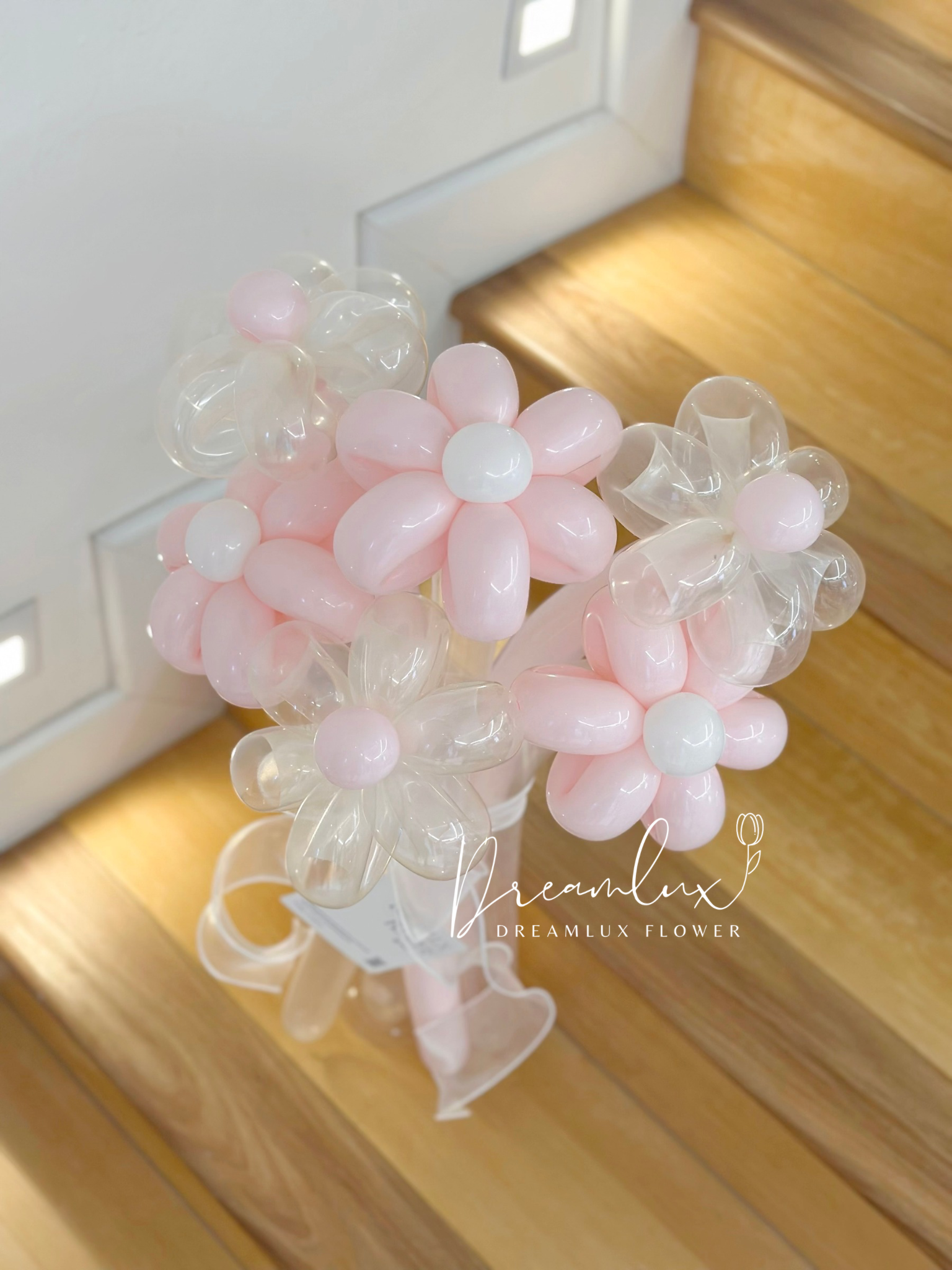 Copy of  Dreamlux flower (Logo)