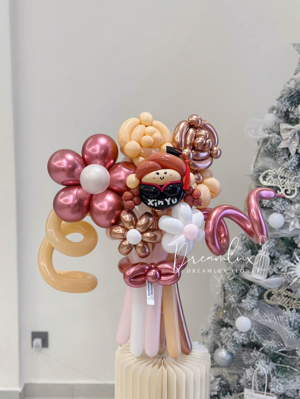 Copy of  Dreamlux flower (Logo)