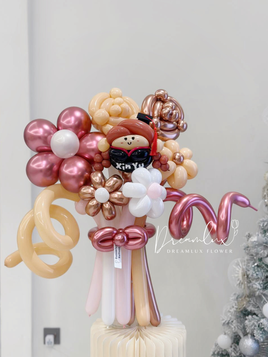 Copy of  Dreamlux flower (Logo)