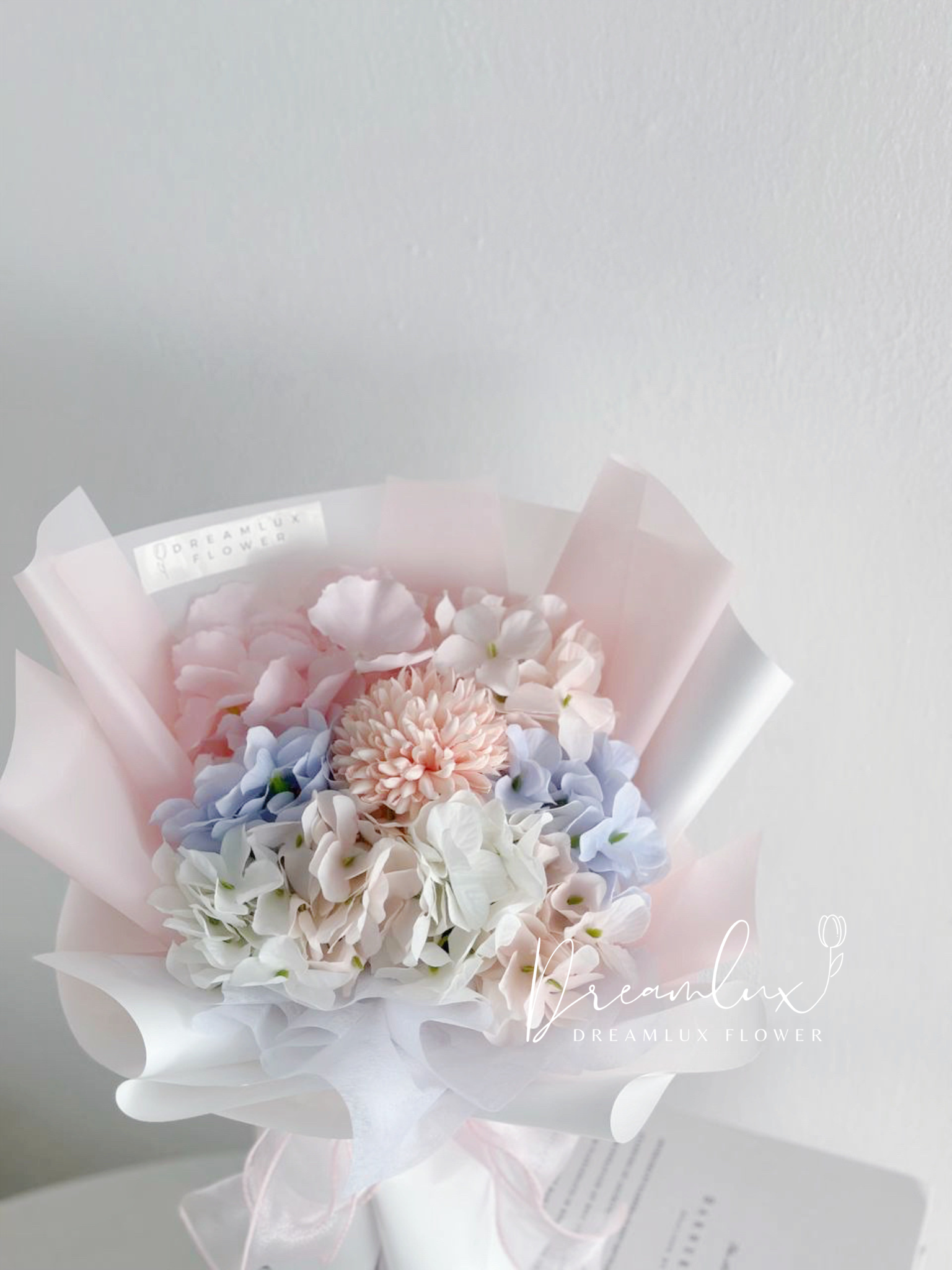 Copy of  Dreamlux flower (Logo)