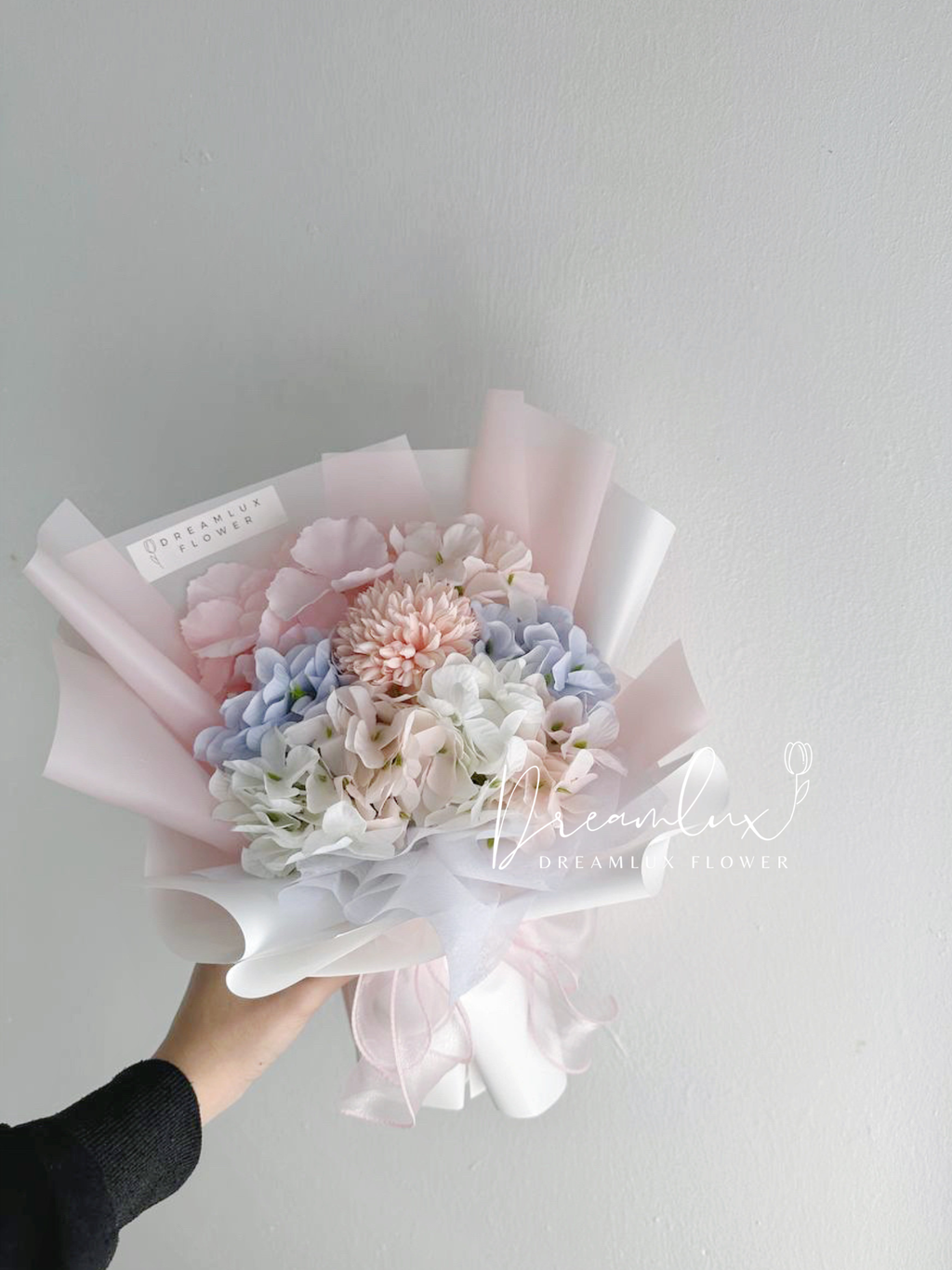 Copy of  Dreamlux flower (Logo)