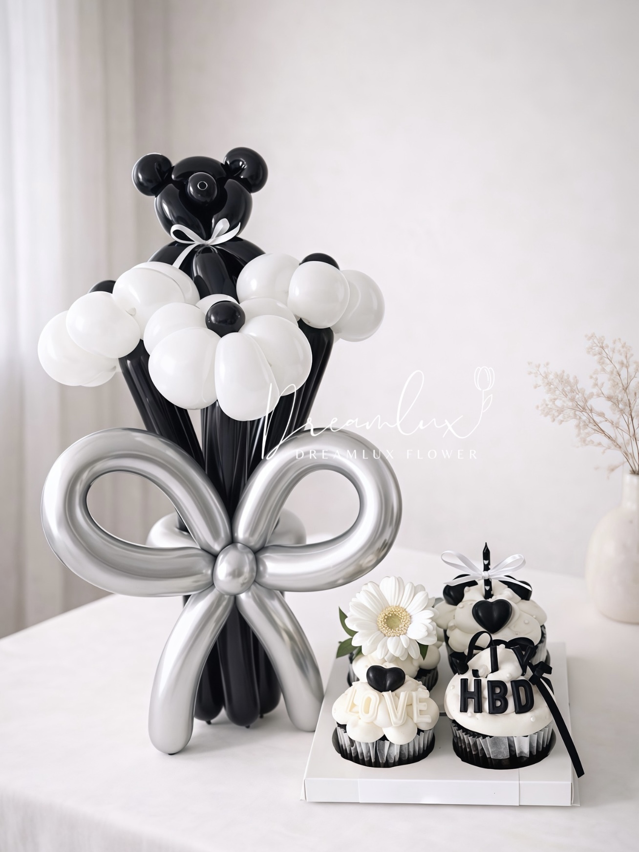 Copy of  Dreamlux flower (Logo)