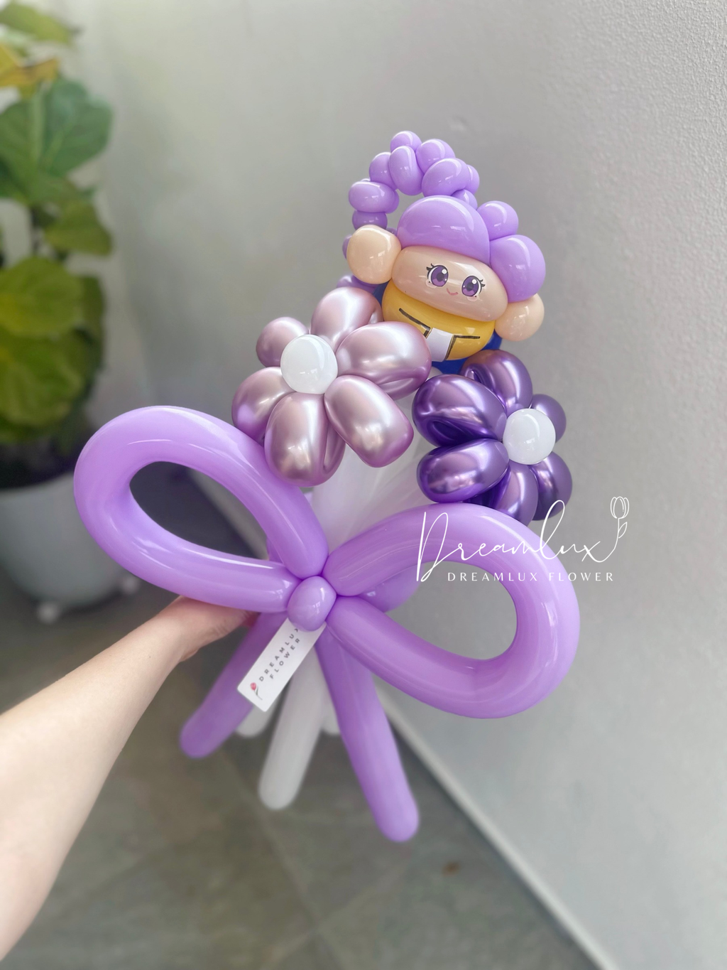 Copy of  Dreamlux flower (Logo)